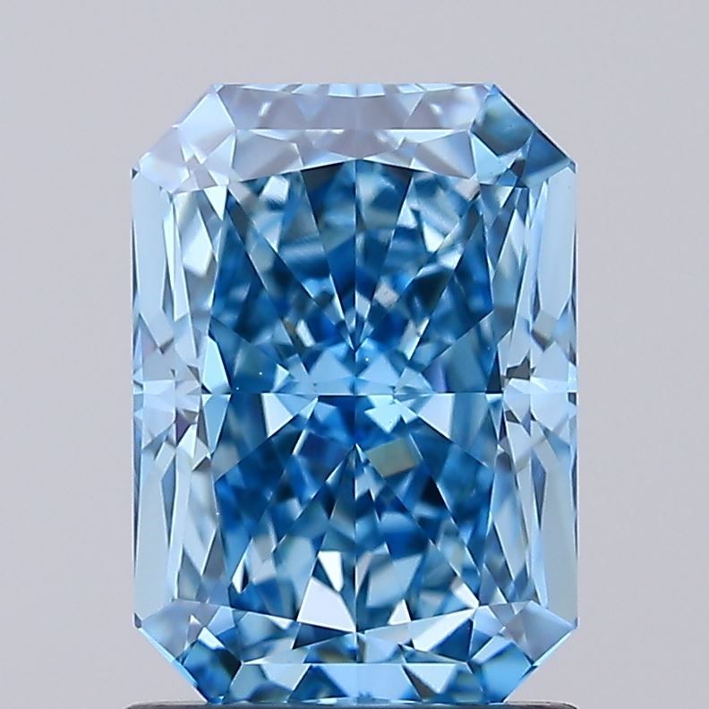 1.56 ct Radiant diamond