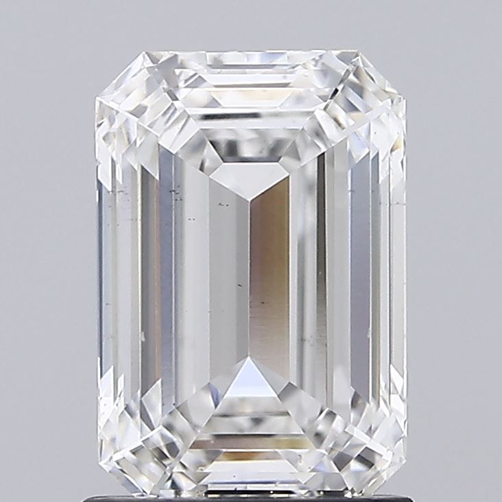 1.63 ct. emerald Lab Grown Diamond front image