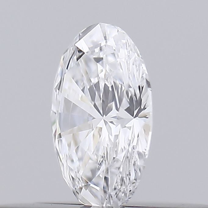 0.21ct Emerald diamond