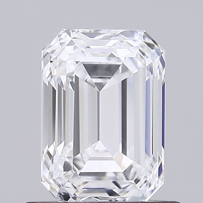 0.99 ct lab-grown Emerald Diamond