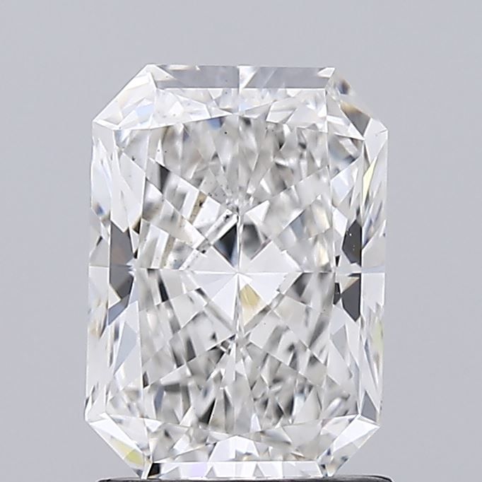 1.54 ct lab-grown Radiant Diamond
