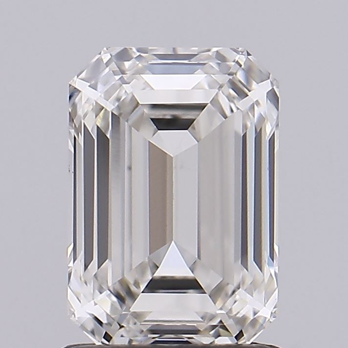 1.05 ct. emerald Lab Grown Diamond front image