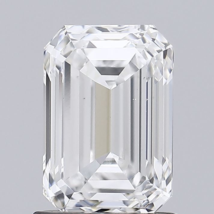 1.54 ct. emerald Lab Grown Diamond front image