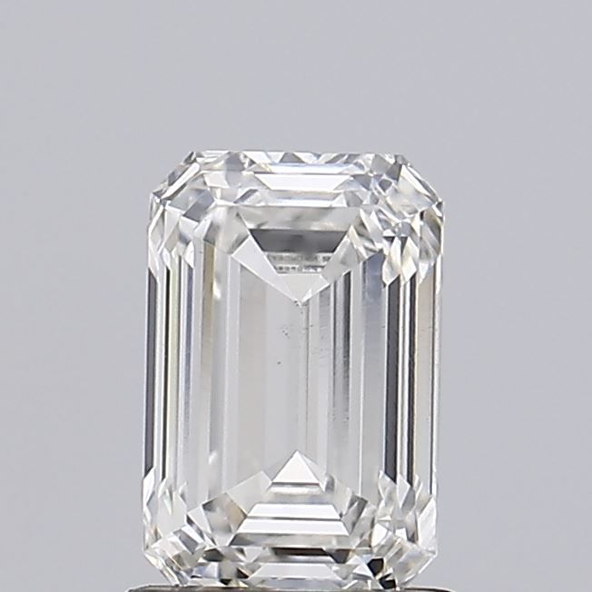 0.90 ct. emerald Lab Grown Diamond front image