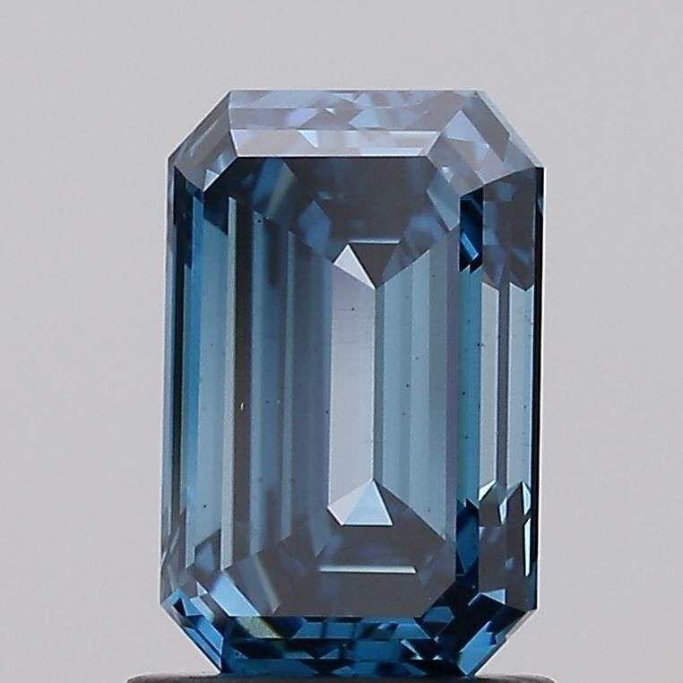 1.68 ct Emerald diamond