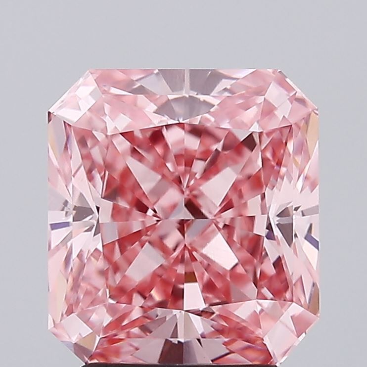 3.11 ct Radiant diamond