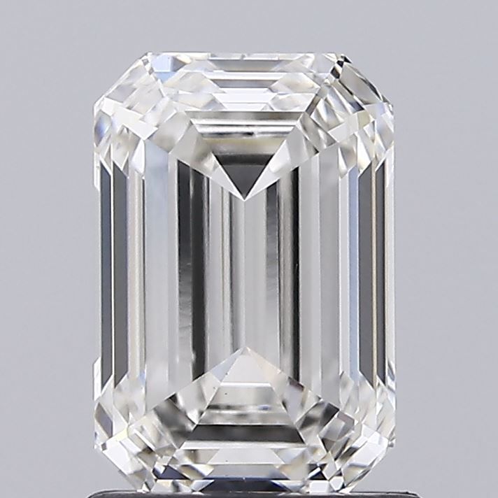1.51 ct lab-grown Emerald Diamond