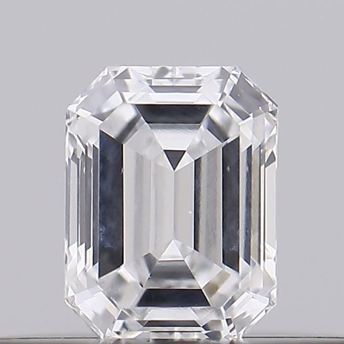 0.23ct Emerald diamond
