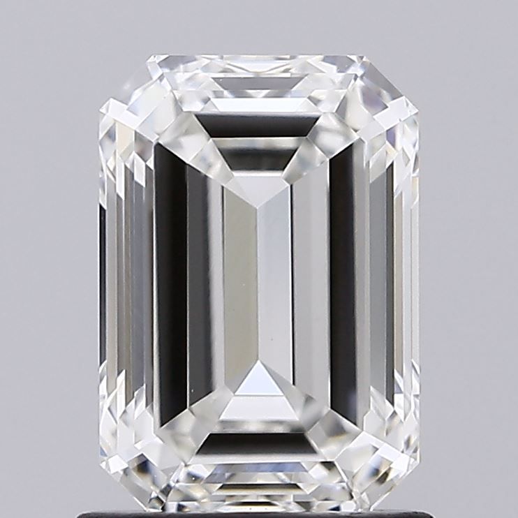 1.51 ct lab-grown Emerald Diamond