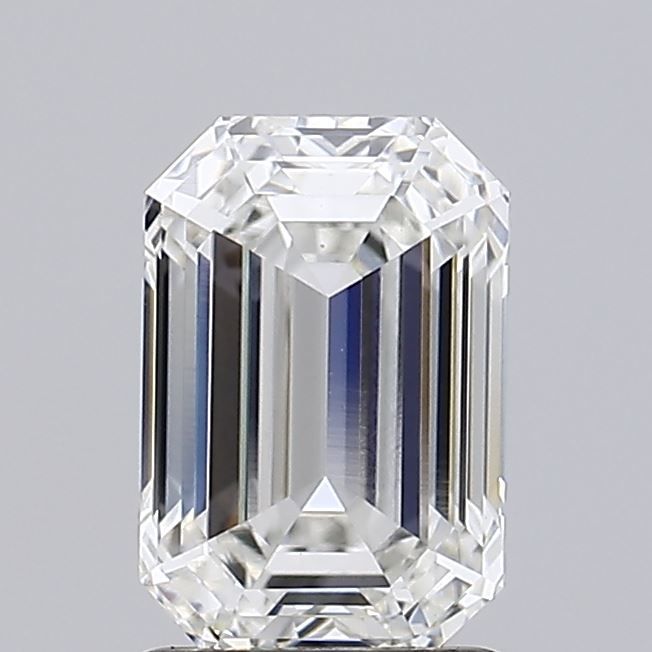 1.76 ct Emerald diamond