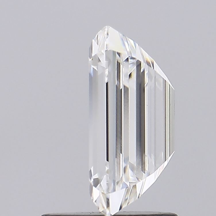 1.56 ct. emerald Lab Grown Diamond front image