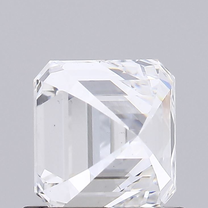 1 ct lab-grown Square emerald Diamond