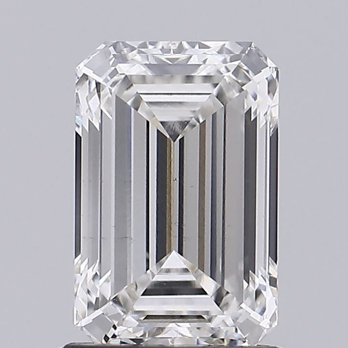 1.67 ct Emerald diamond