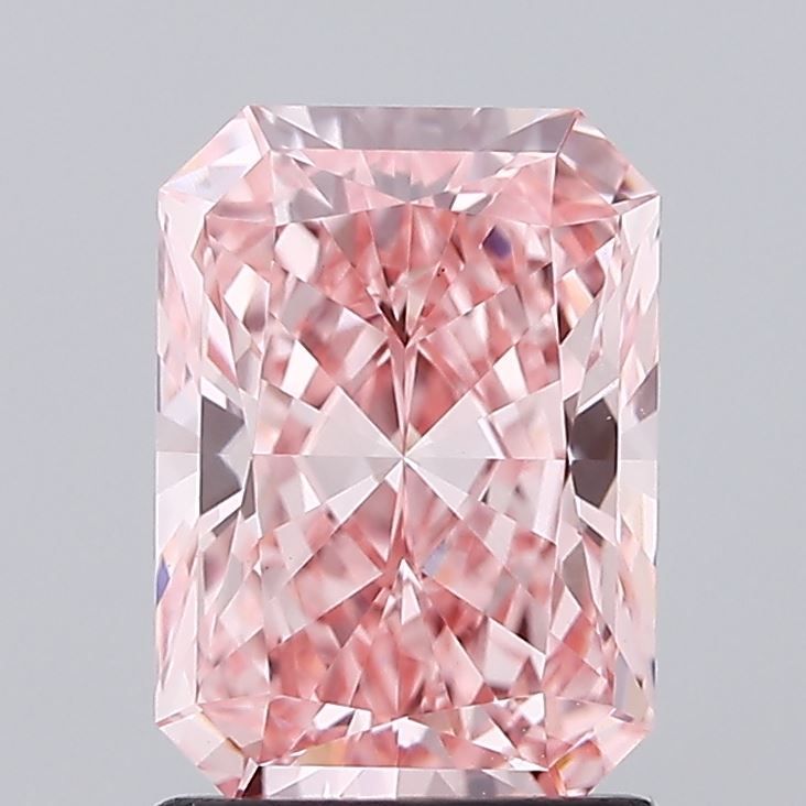 1.61 CT Fancy Vivid Pink RADIANT