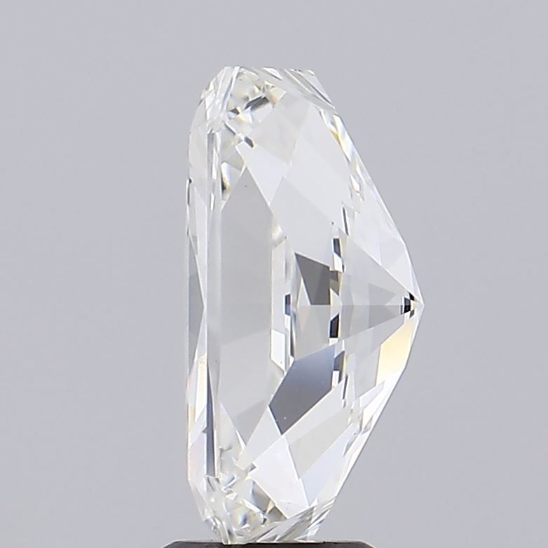 5.50 ct. radiant Lab Grown Diamond front image