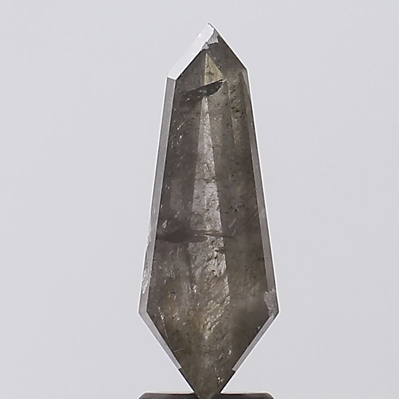 Diament 2.1 ct Fancy Salt and Pepper/I3