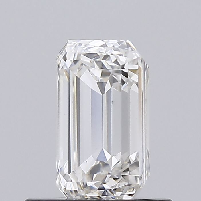 0.90 ct. emerald Lab Grown Diamond front image