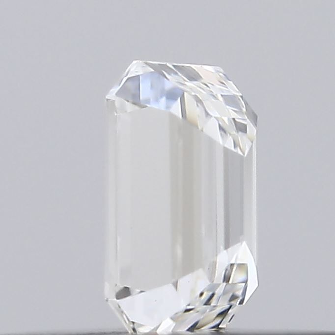 0.18 ct Emerald Diamond