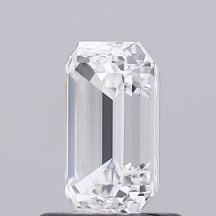 1.12 ct. emerald Lab Grown Diamond front image