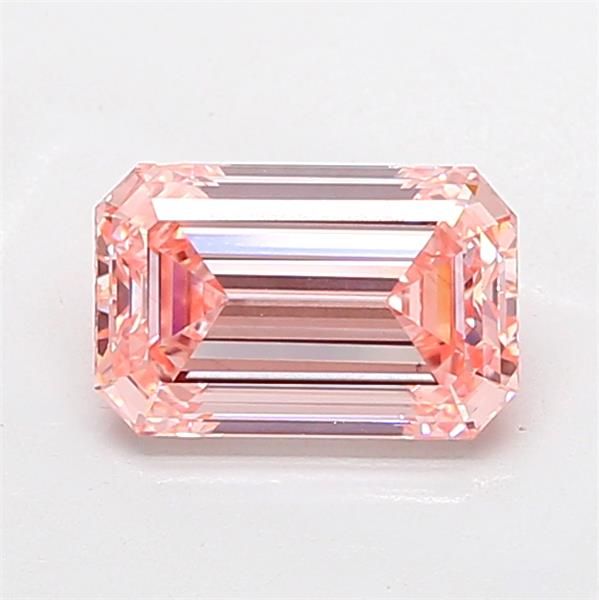 2.61 ct Emerald diamond
