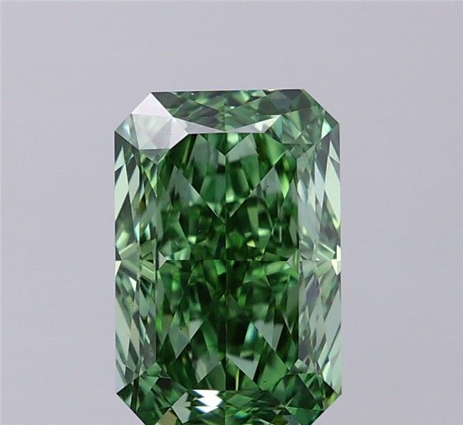 2.76 ct Radiant diamond