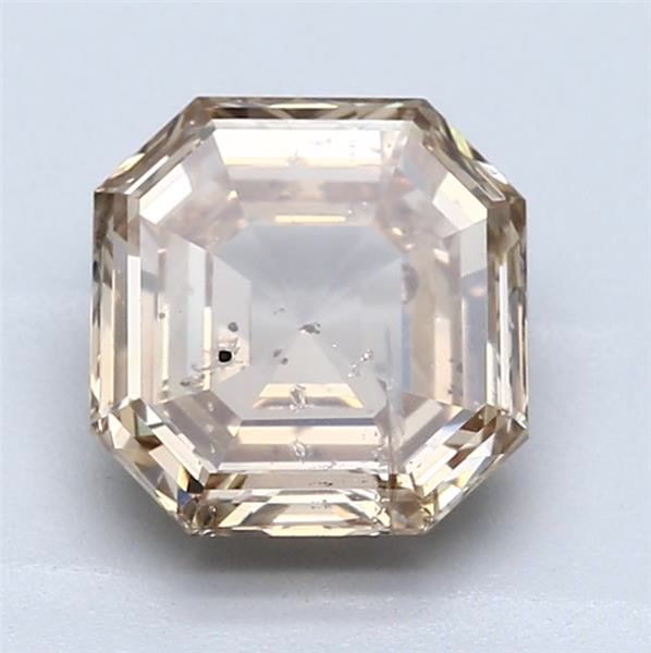 2.6 ct Square emerald Diamond
