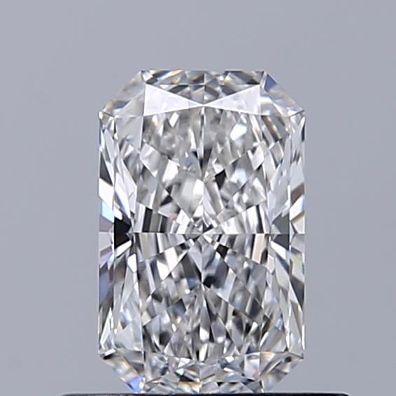 0.6 ct lab-grown Radiant Diamond