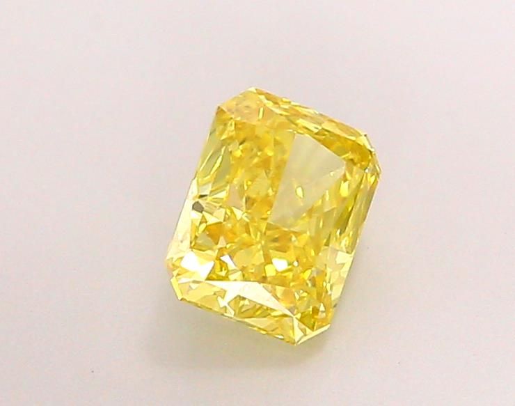 1.52 CT Fancy Vivid Yellow RADIANT