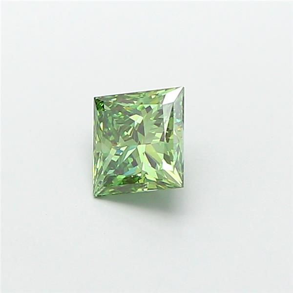 1.04 CT Fancy Vivid Green PRINCESS