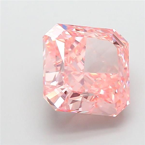 3.23 ct Square Radiant diamond