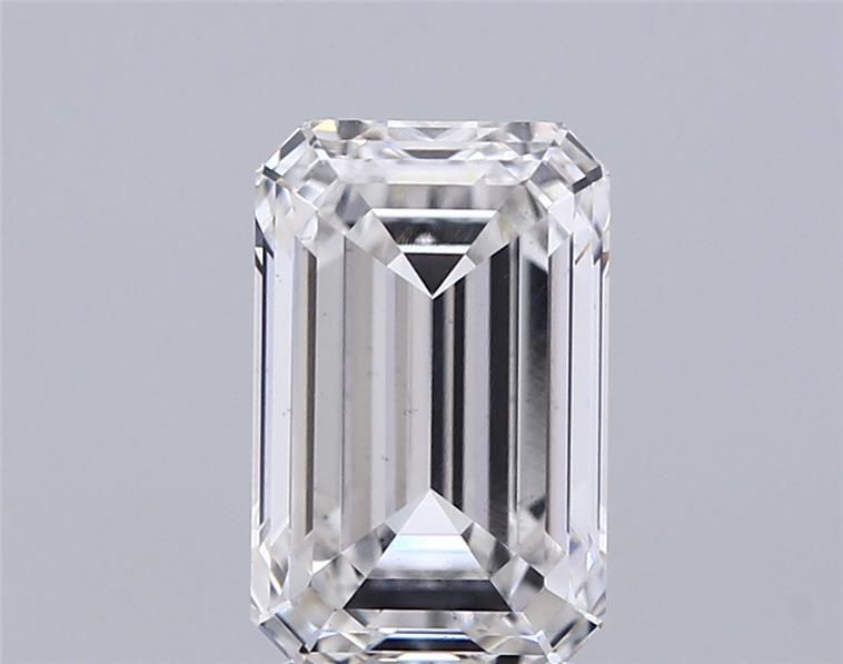 2.75 ct Emerald diamond