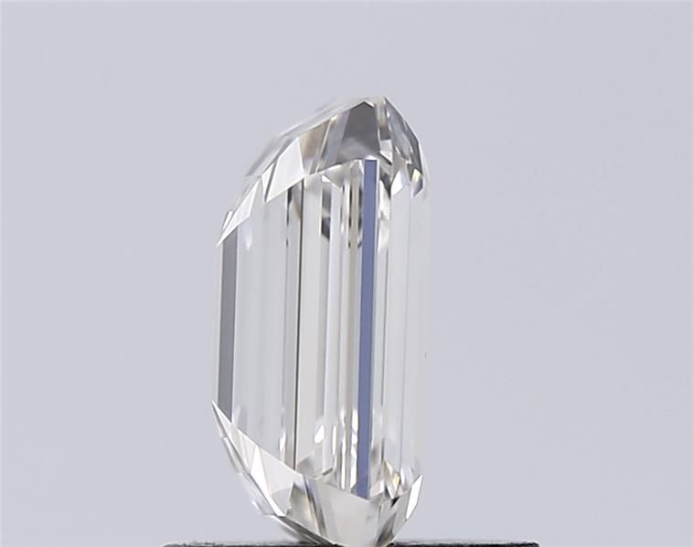 1.29 ct. emerald Lab Grown Diamond front image
