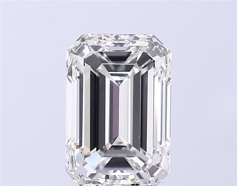 3.80 ct Emerald diamond