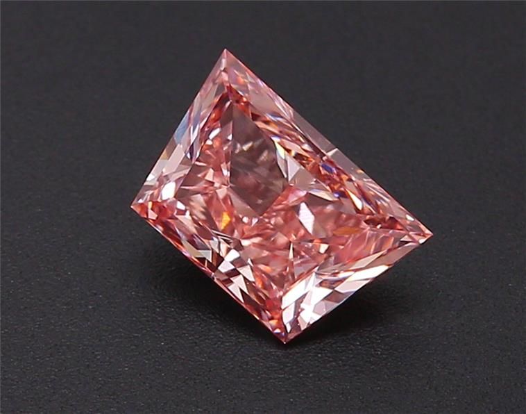 1.39 CT Fancy Vivid Pink TRAPEZOID