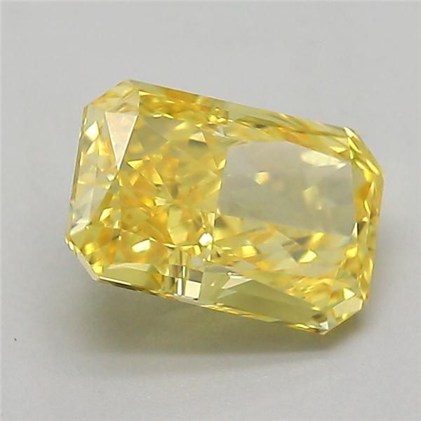 1.08 ct Radiant diamond