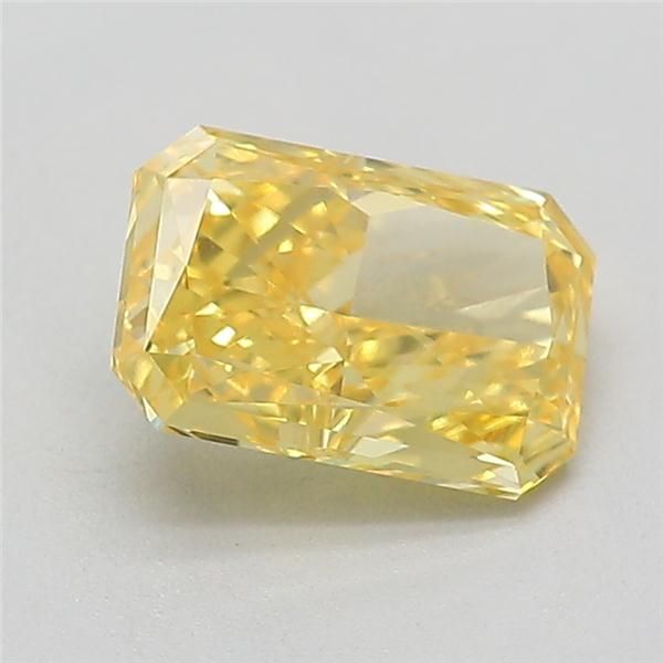 1.09 ct Radiant diamond