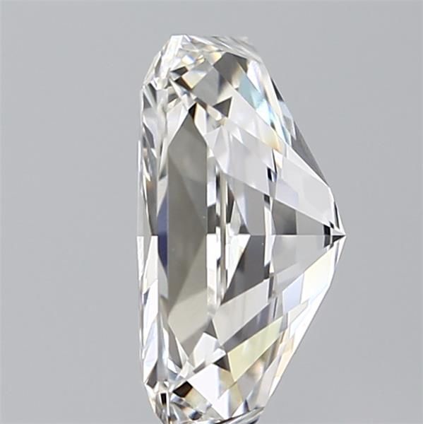 3.09 ct Radiant diamond