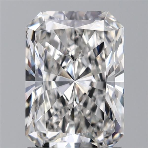 1.73 ct lab-grown Radiant Diamond