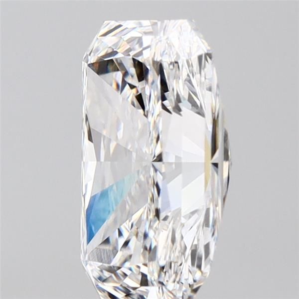 2.59 ct. radiant Lab Grown Diamond front image