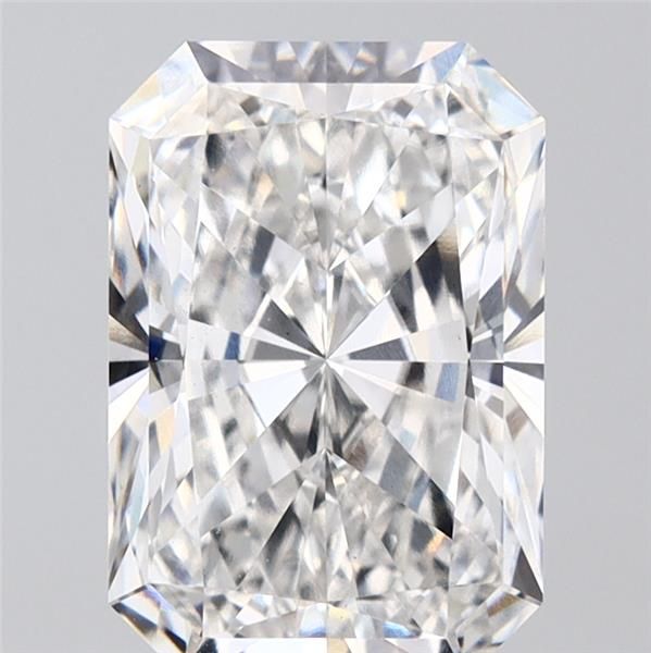 3.80 ct Radiant diamond