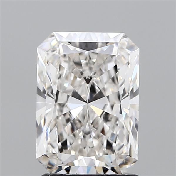 1.73 ct lab-grown Radiant Diamond