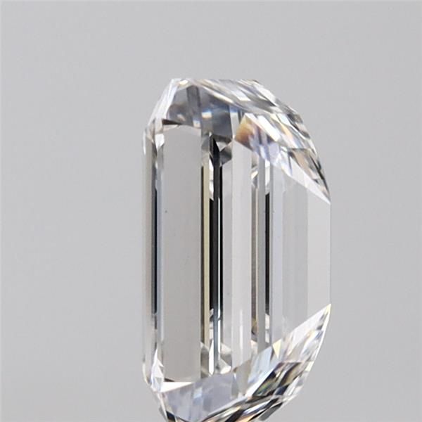 2.09 ct. emerald Lab Grown Diamond front image