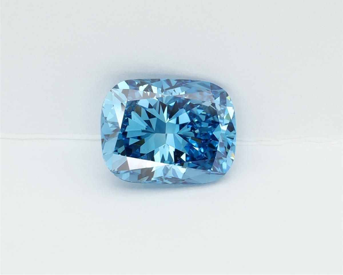 2.07 ct Cushion Modified diamond