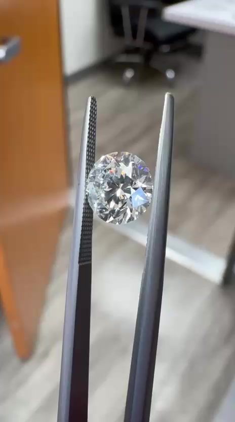 2.01ct Round diamond