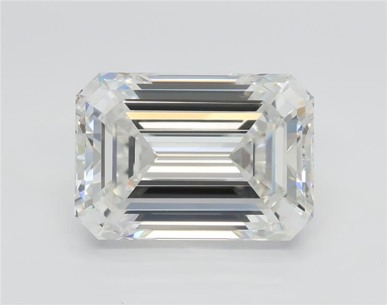 2.08 ct Emerald diamond