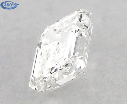0.70 ct Emerald diamond