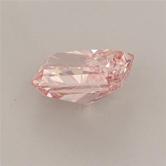 0.6 CT Fancy Vivid Pink RADIANT