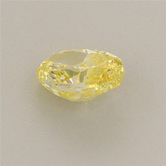 0.5 CT Fancy Vivid Yellow OVAL