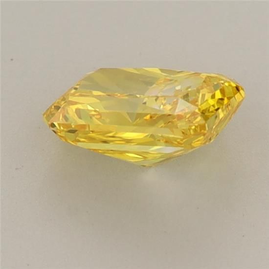0.94 CT Fancy Vivid Yellow RADIANT