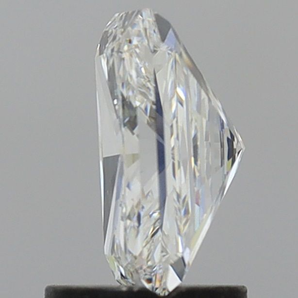 1.83 ct Radiant diamond